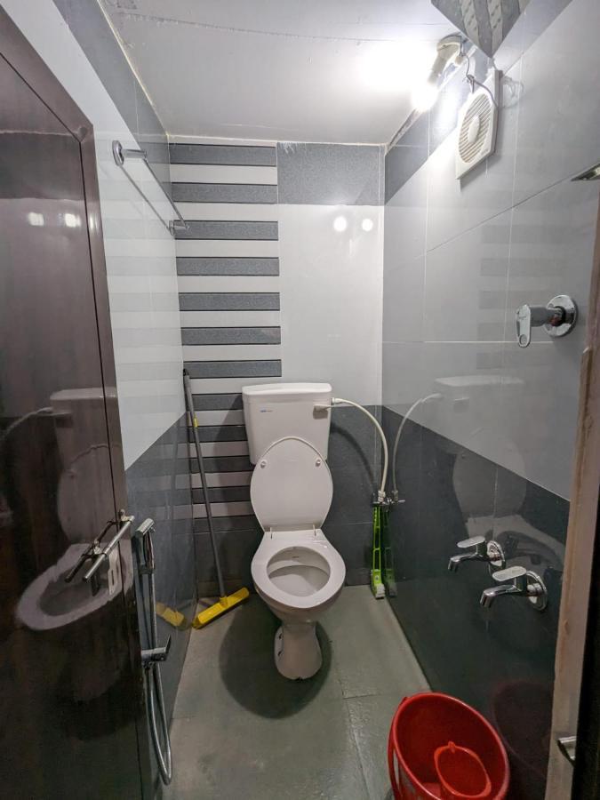 Budget Home Kochi Luaran gambar