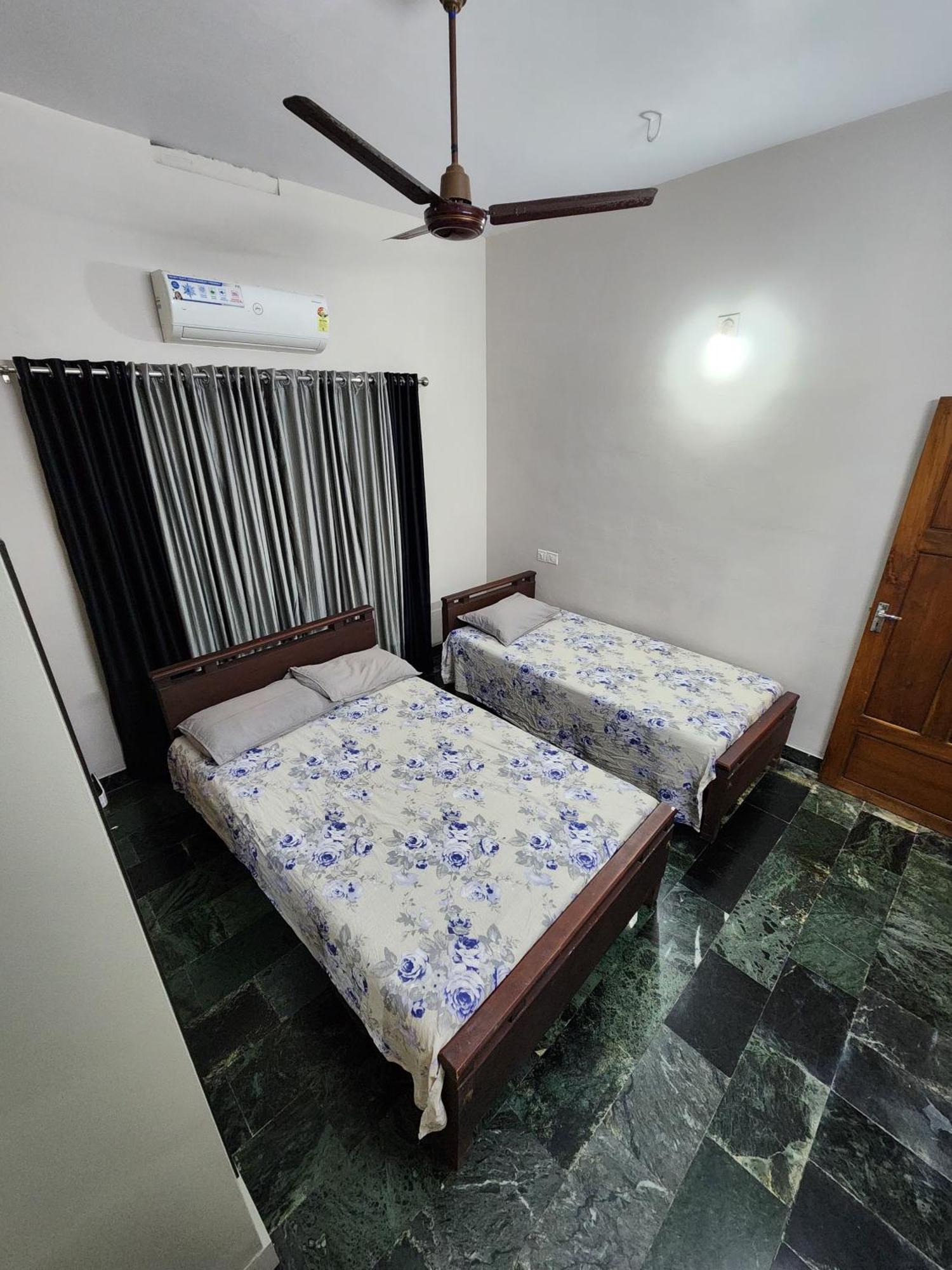 Budget Home Kochi Luaran gambar